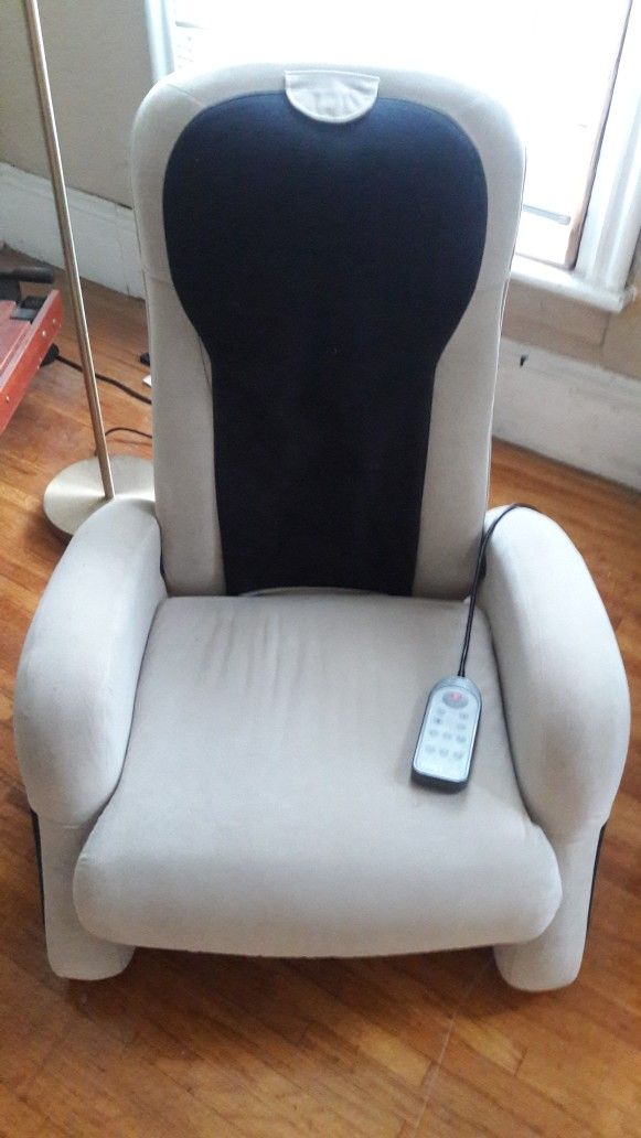 Ijoy-100 Massage Chair