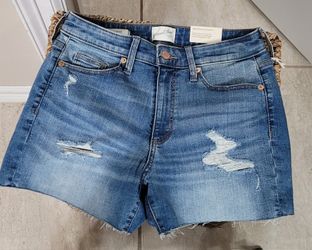 WOMENS SHORTS