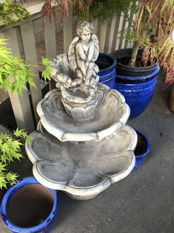 Large-New Water garden fountain bird bath for Sale in San Jose, CA