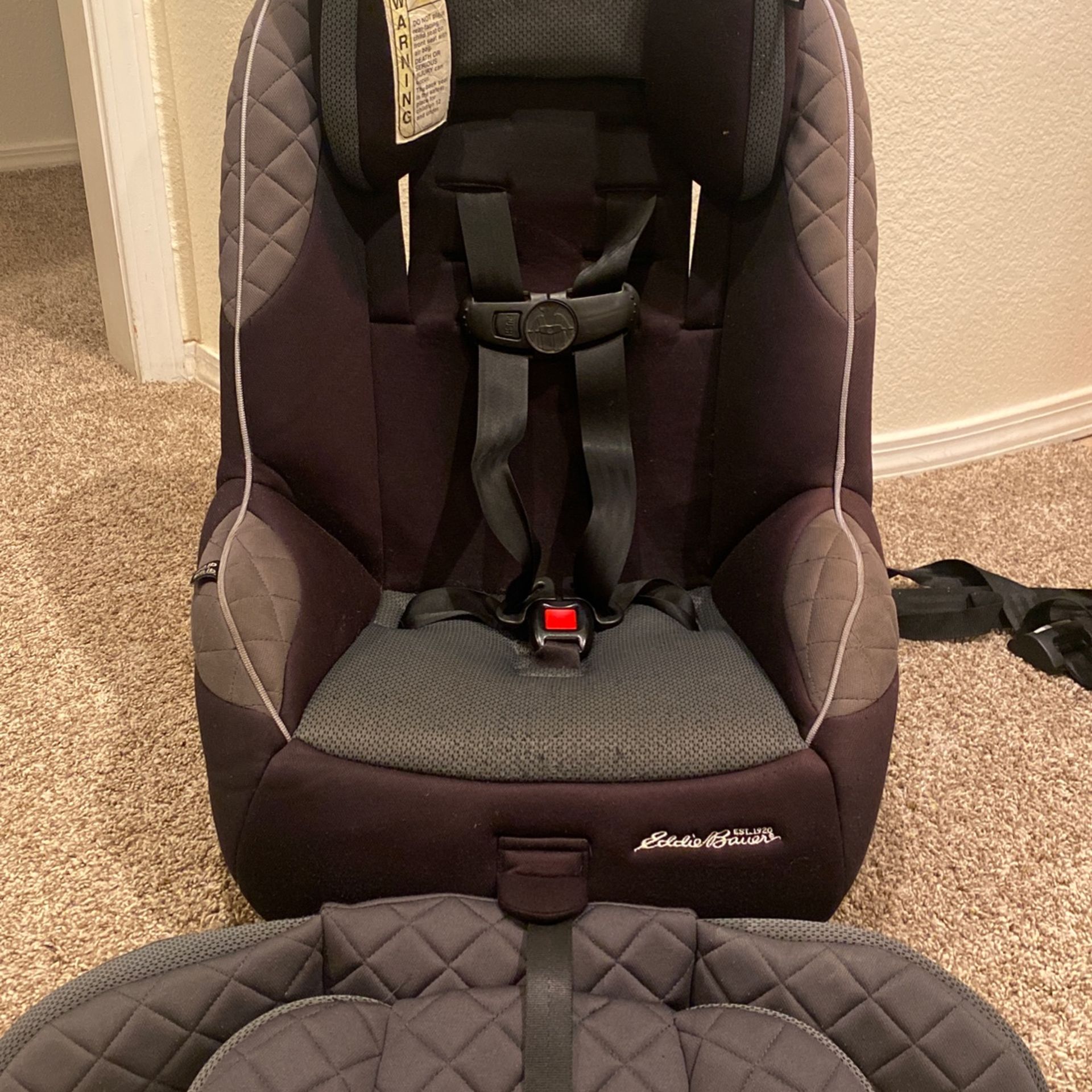 Eddie Bauer XRS 65 Adjustable Carseat for Sale in Visalia CA