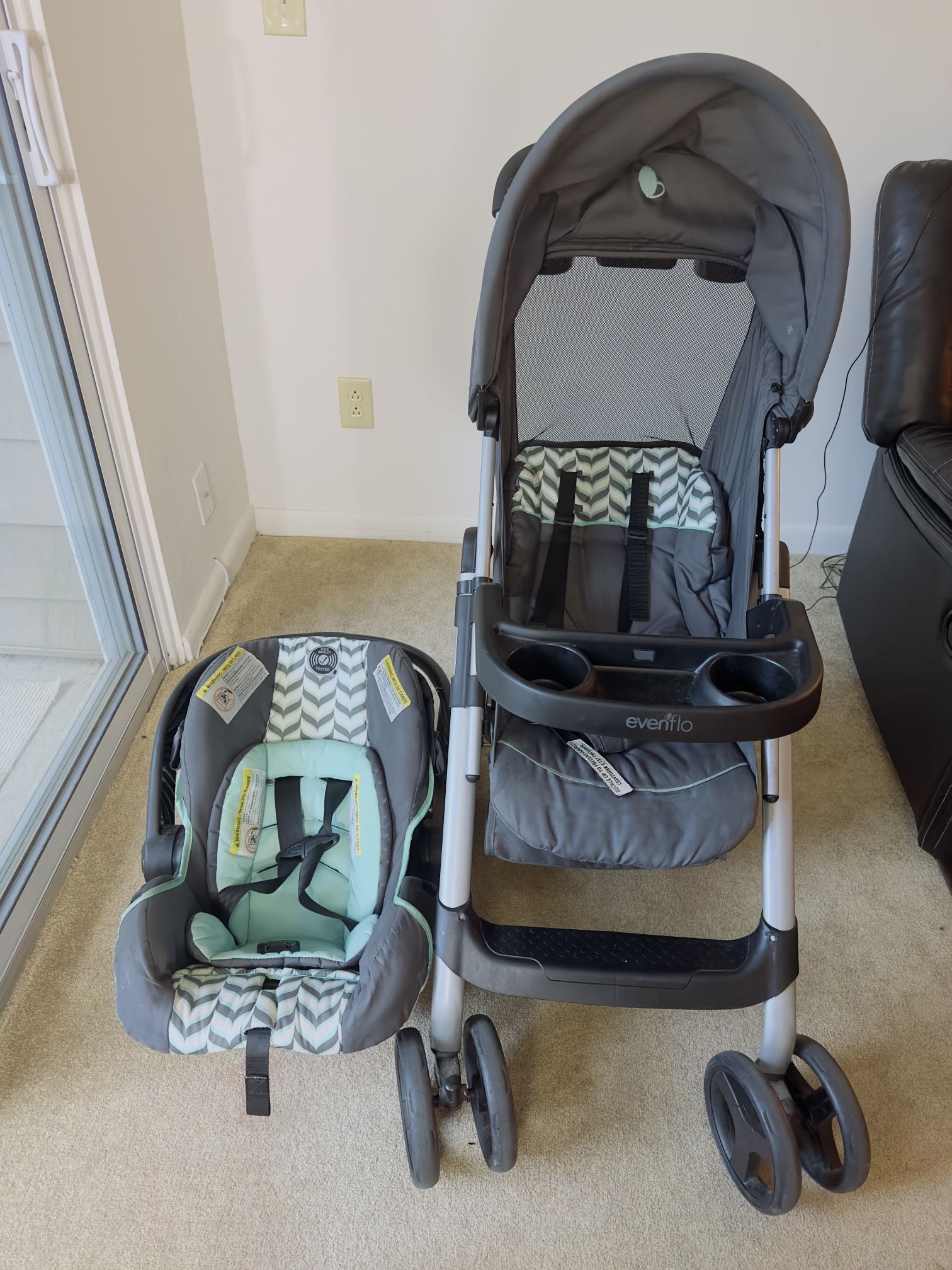Baby strollers with purchases car seat burlington