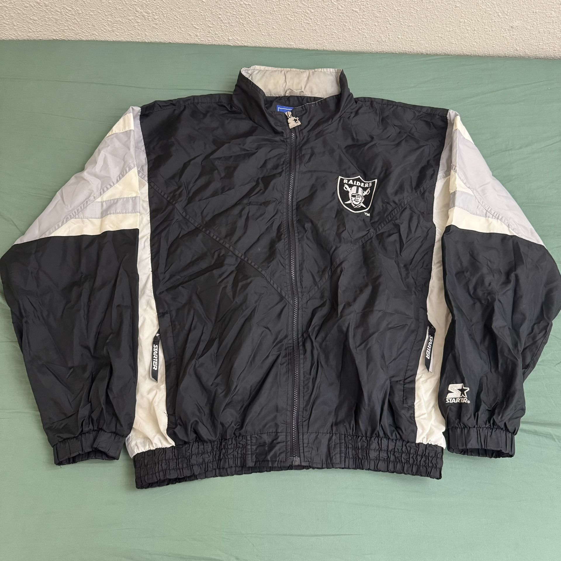 Vintage Los Angeles Raiders STARTER Windbreaker 