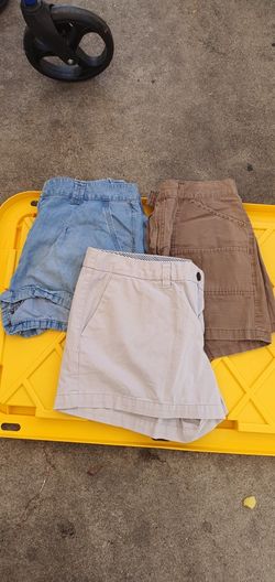Women's Shorts Size 11, 16, And 31