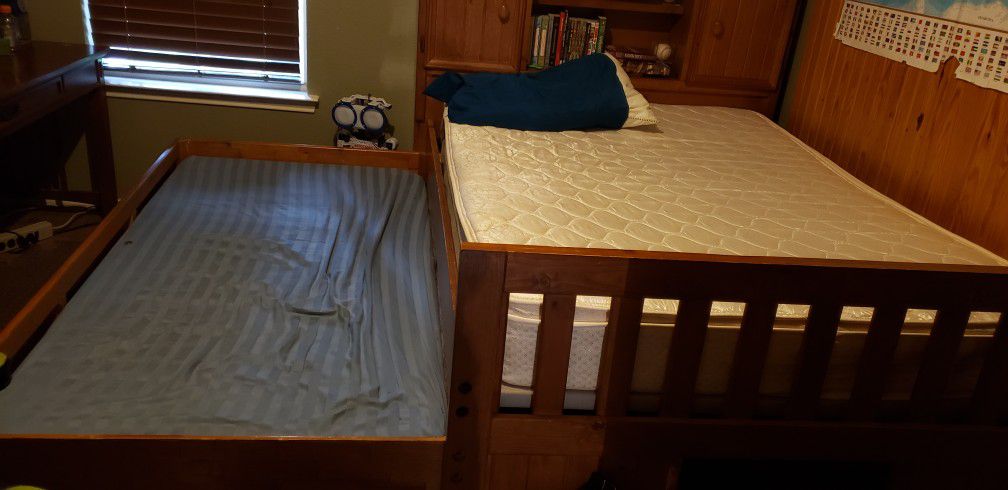 Captain's Kids Bed w/Bookcase/Drawers And Trundle Bed(2 Twin Matresses Not Included)