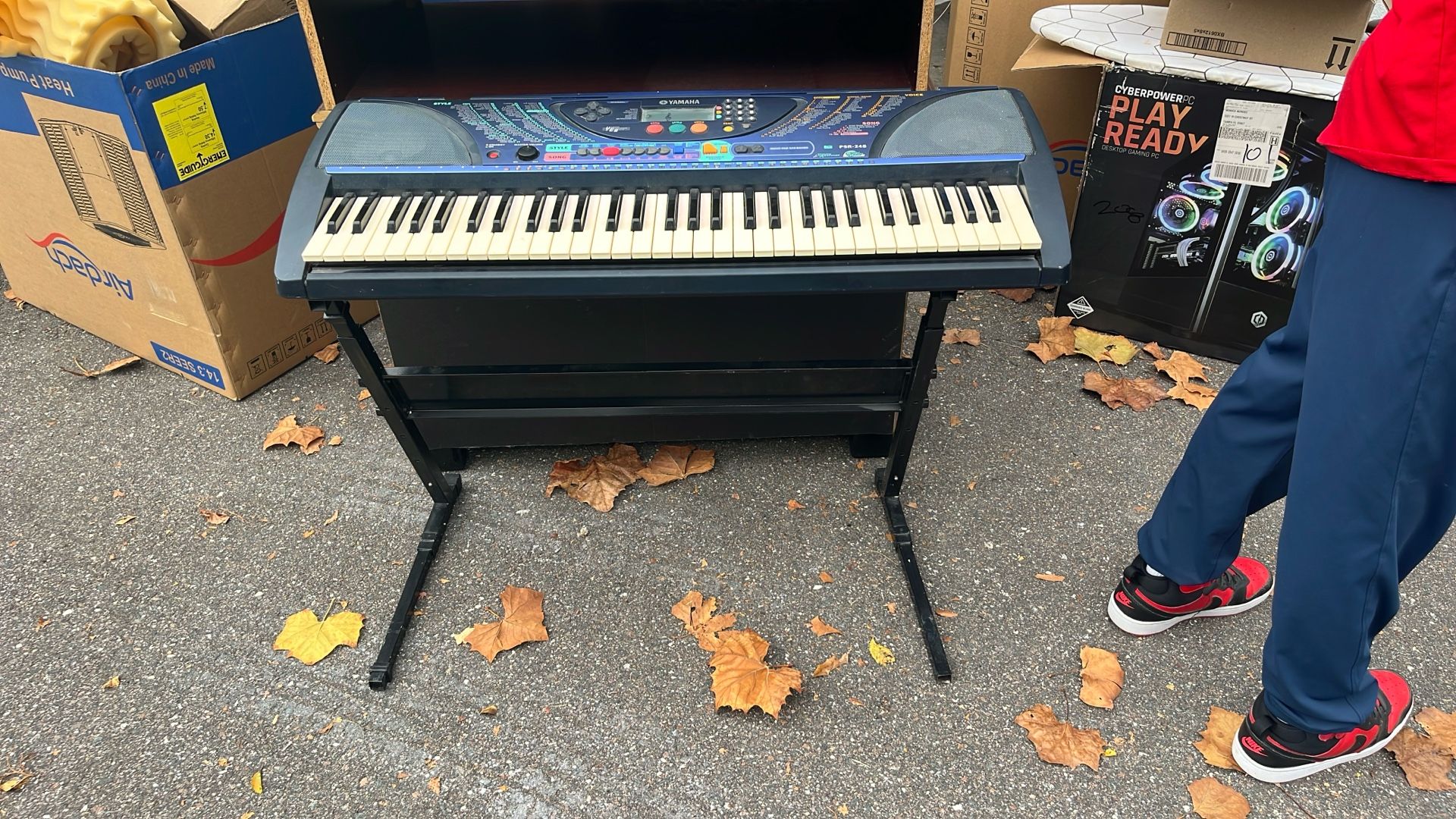 electric piano with stand included