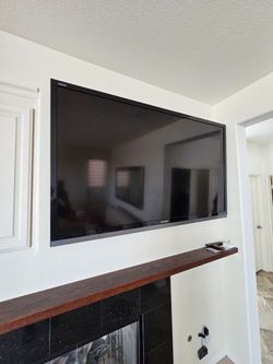 70 inch SHARP TV
