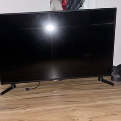 38 In Insignia Tv