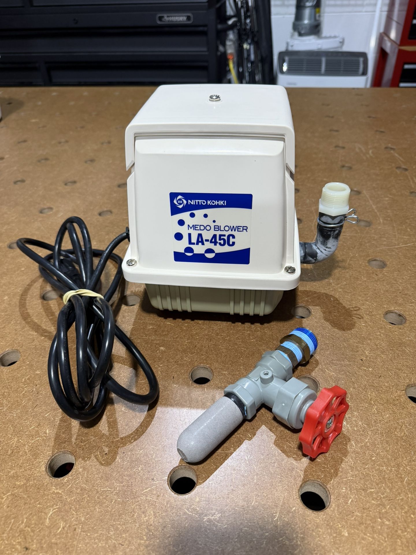 Nitto Kohki Medo Blower LA-45C Fish Room Air Pump