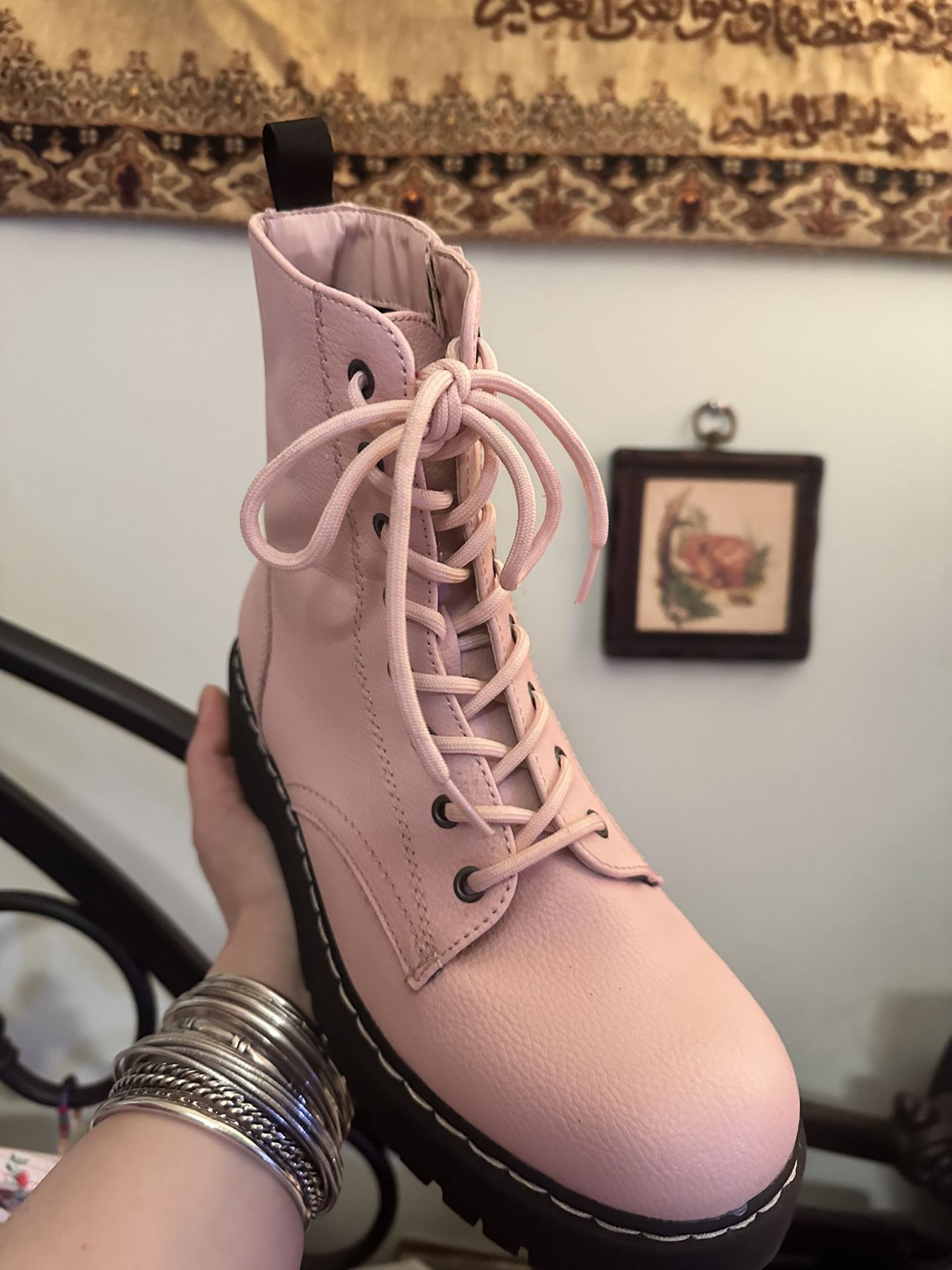 Unionbay Ladies Pink Boots Great Like New Condition Size 8.5