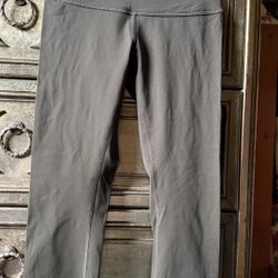 Lululemon Womens Leggings Size 6 