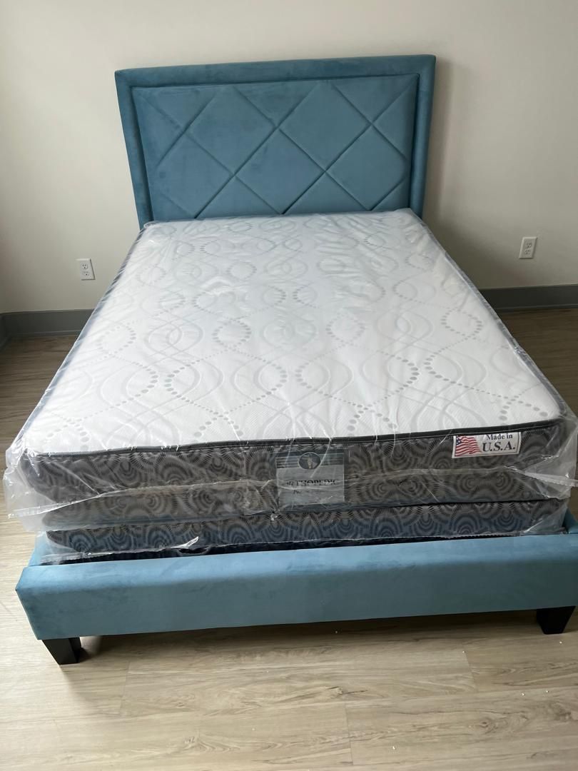 NEW MATTRESS FULL SIZE PLUSH WITH BOX SPRING