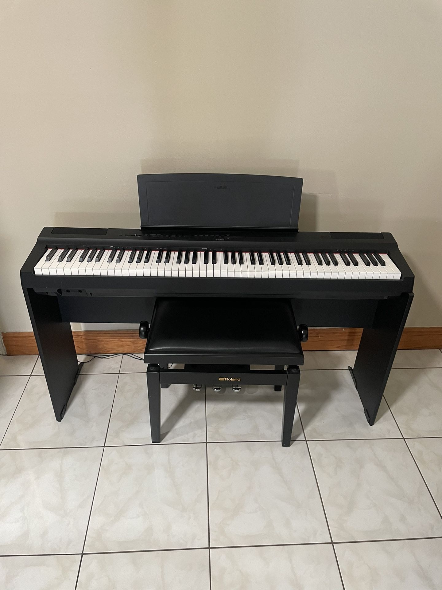 Yamaha Digital Piano W/ Stand And Bench
