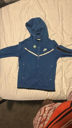 BRAND NEW Blue NIKE TECH FLEECE