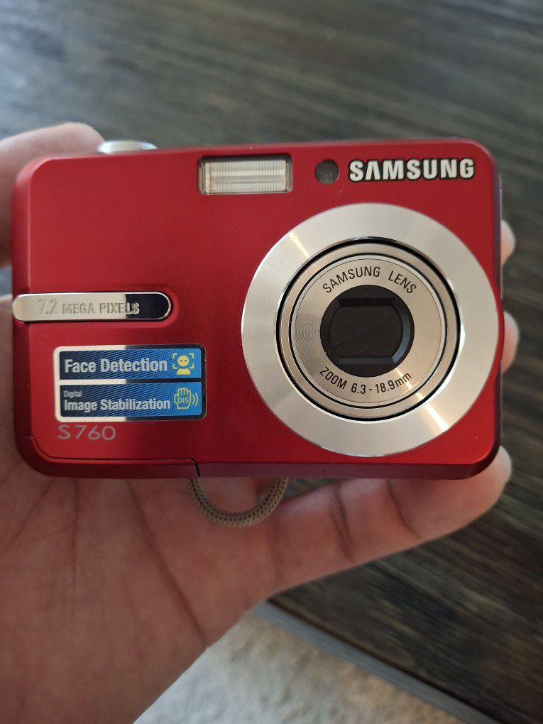Samsung S760 Camera
