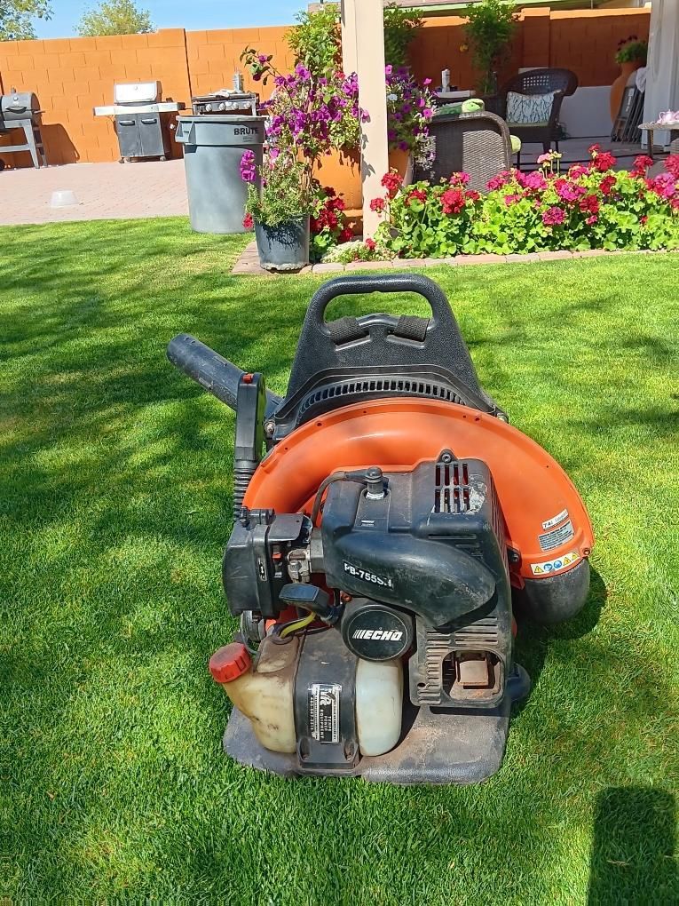 Leaf Blower