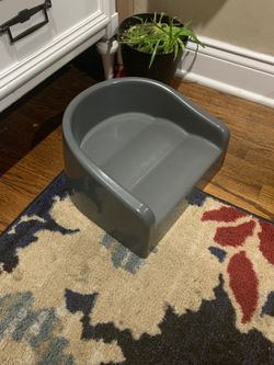 Kids’ and Toddler soft booster seat