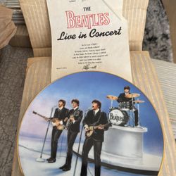 The Beatles Plate Collection (6 plates) 