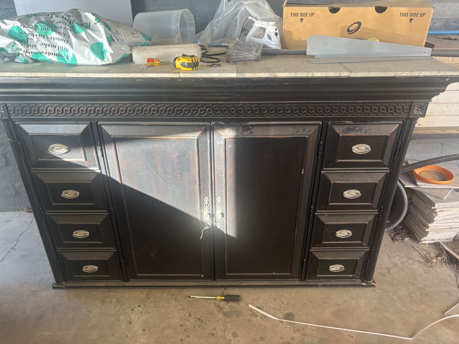 Large Storage / Project FREE!