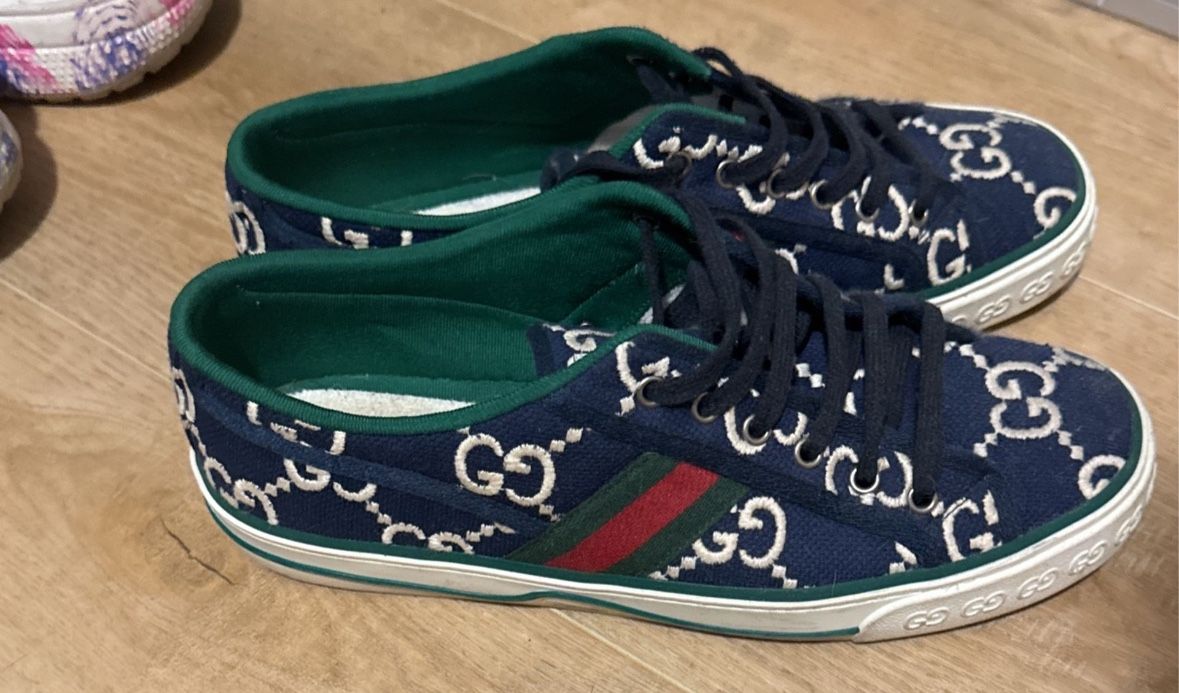 Gucci 9.5 Shoes