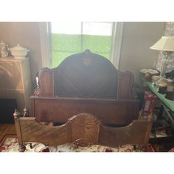 Art Deco Turn Of The 19th Century  Wooden Ornate Full Size Bed
