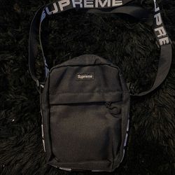 Black Supreme Shoulder Bag