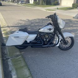 2018 Harley Davidson Street Glide Special 