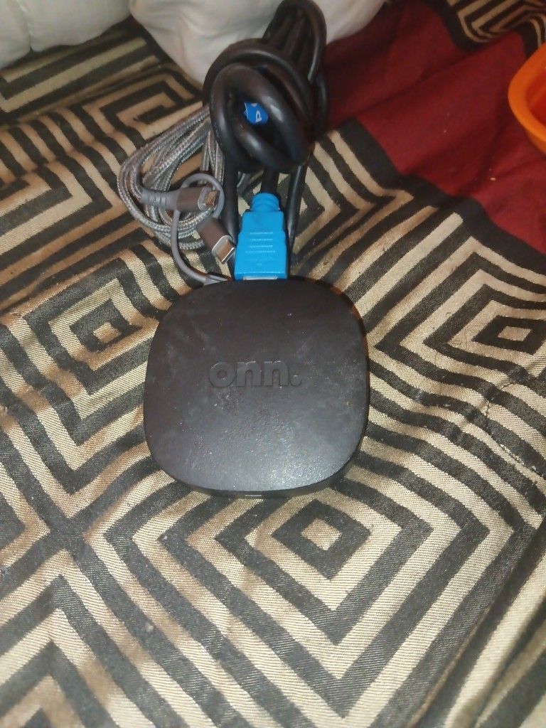 ONN 4K STREAMING BOX 