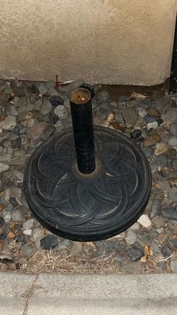 Patio umbrella base