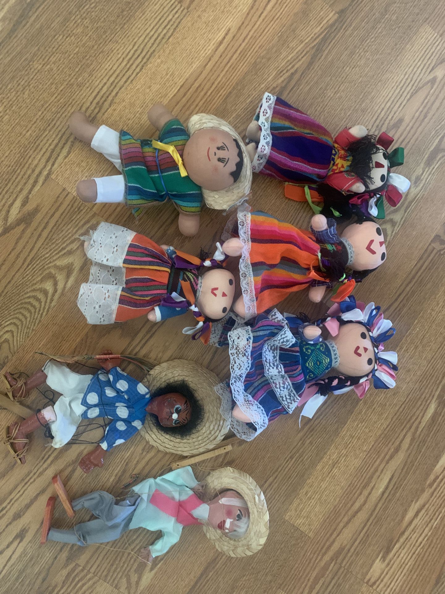 Muñequitos Mexicanos A $5 Cada Uno