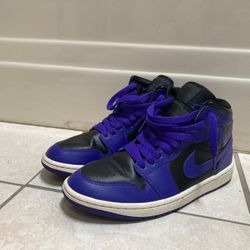 Jordan 1 Mid