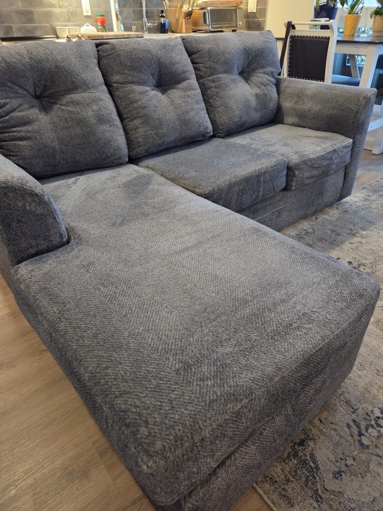 Sectional Sofa With Chaise 