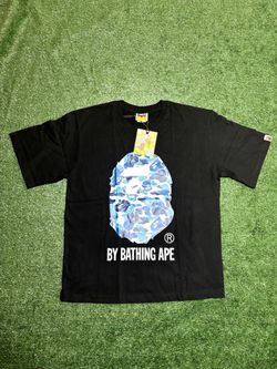Black T-shirt Medium Send offer.