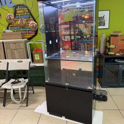 Display Cabinets With Human Sensor Function