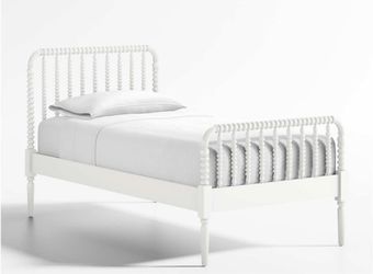 Crate & Kids Jenny Lind White Twin Bed