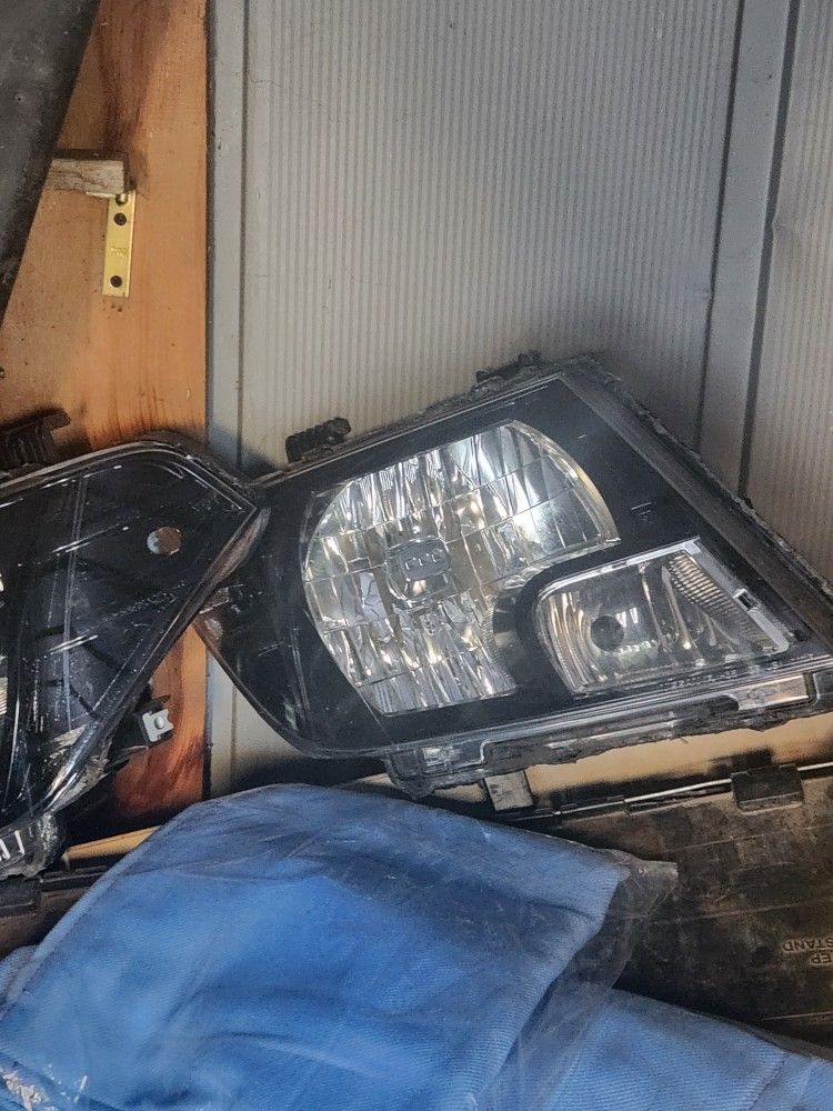 Headlights And Led Taillights Frontier