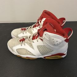 Jordan 6 Retro 