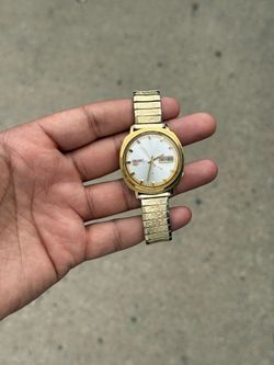 Seiko 5 Vintage Automatic 21 Jewels Watch Day Date Gold Tone Mens Watch 1970s