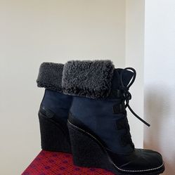 Tory Burch Fairfax Black/Navy Wedge Boots Size 6