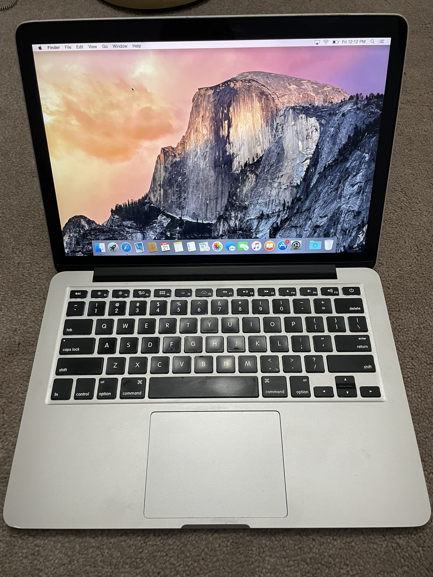 2.6GHz 250GB MacBook Pro $100$