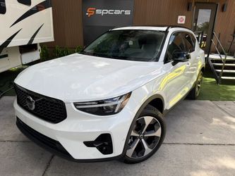 2026 Volvo XC40