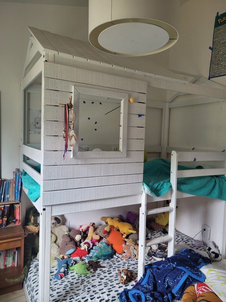 Bunk Bed