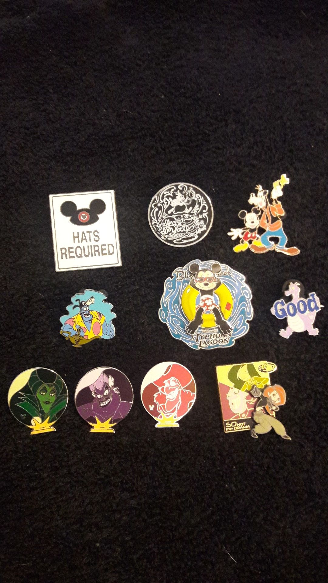 DISNEY WORLD PIN Mixed pin lot OF 10 ...Hidden MICKEYS RARE pins from 2005- 2007