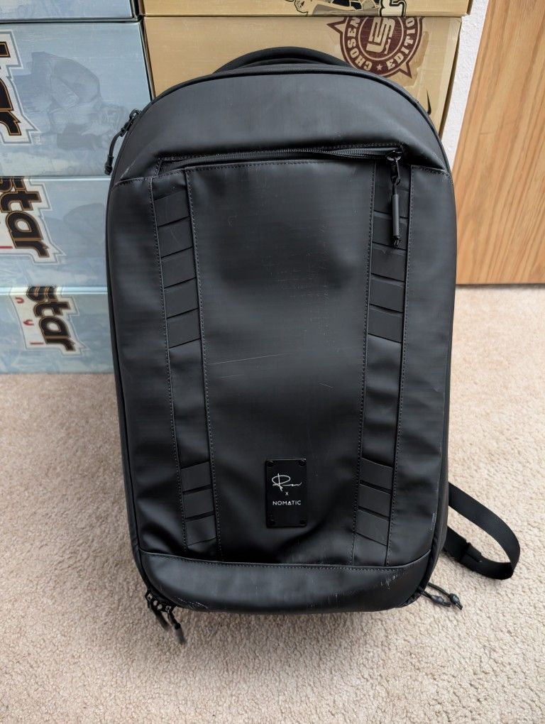 The Camera Pack: Peter McKinnon X NOMATIC 2020