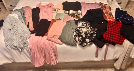 Winter maternity clothes