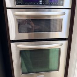 Kitchen Aid Oven And Microwave Combo 220v 27x42