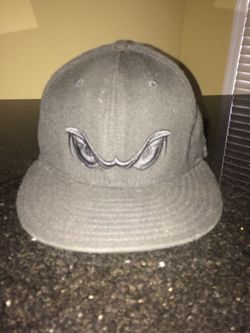 New Era Storm Eyes fitted cap