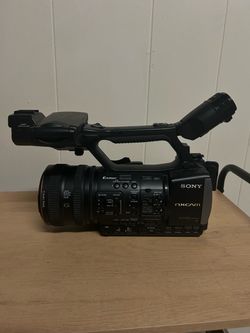 Sony NXCAM NX5U 1080p HD Exmor 3Cmos Handheld Video Camera