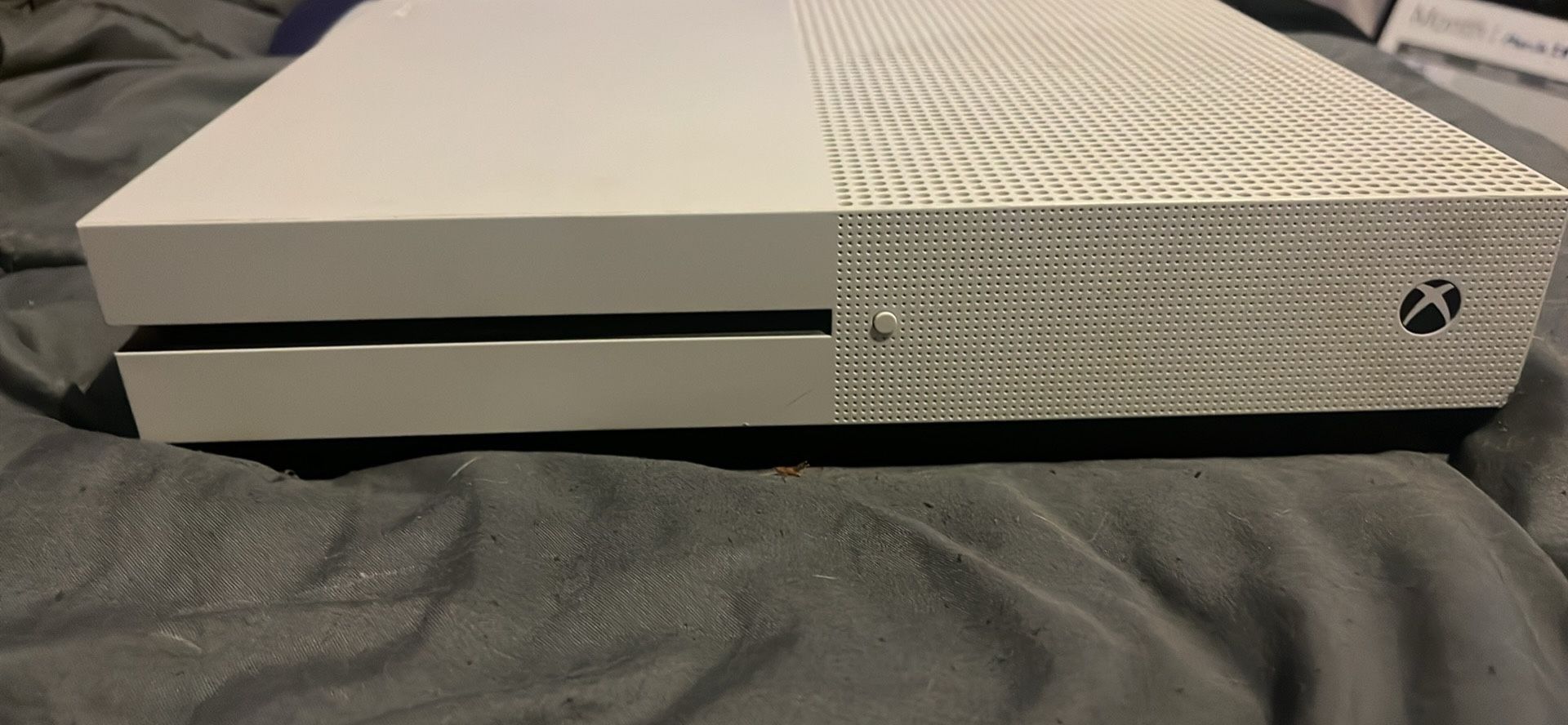 Xbox Series S 1TB & Controller