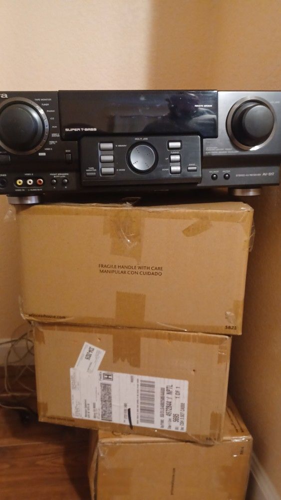 AIWA Amplifier