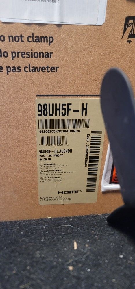 LG 98UH5F-H HD TV Broken Screen